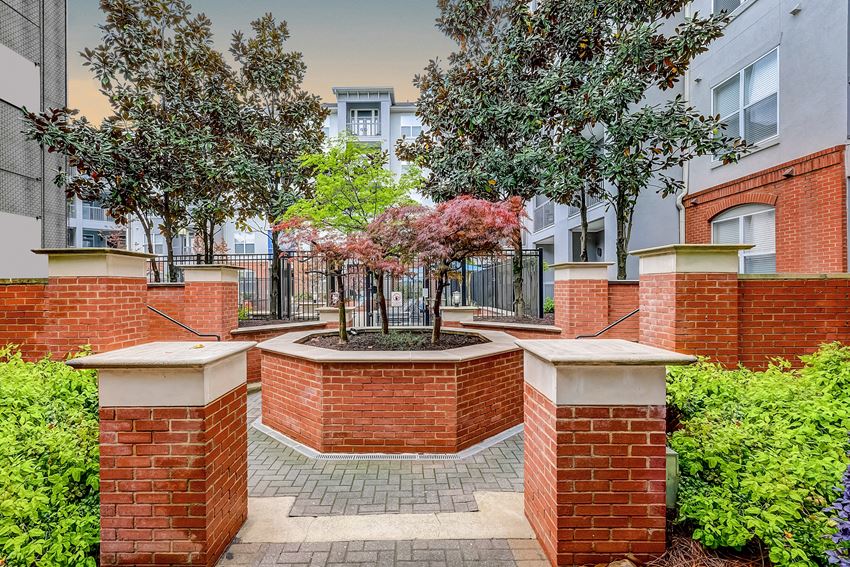 Berkeley Heights Apartments, 1700 Northside Drive NW, Atlanta, GA